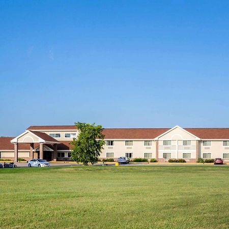 Rodeway Inn Hesston Exterior foto